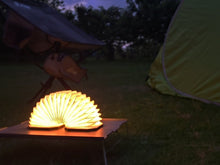 画像をギャラリービューアに読み込む, ポケットサイズのくつろぎランプ「MABATAKI LAMP」 - NIGオンラインストア