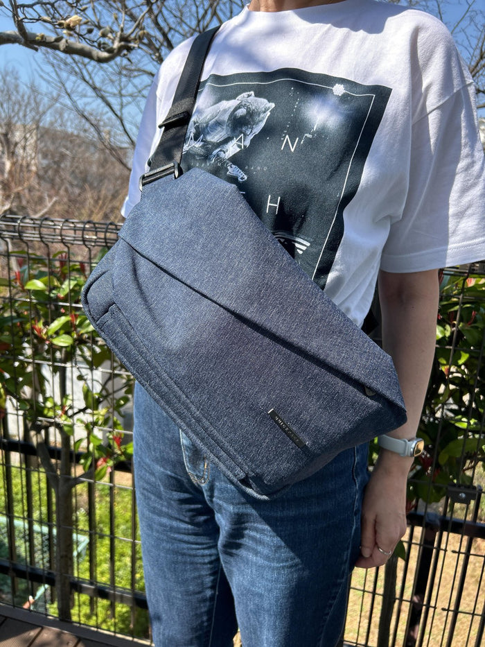 QUICK PACK ボディバッグ